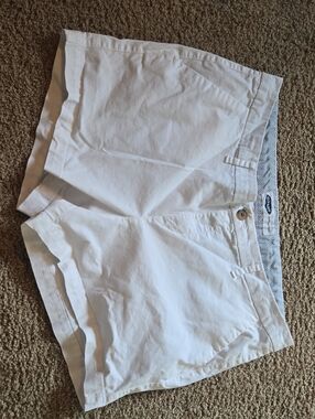 Old Navy White Women's Casual Cotton-Blend Shorts Size 14